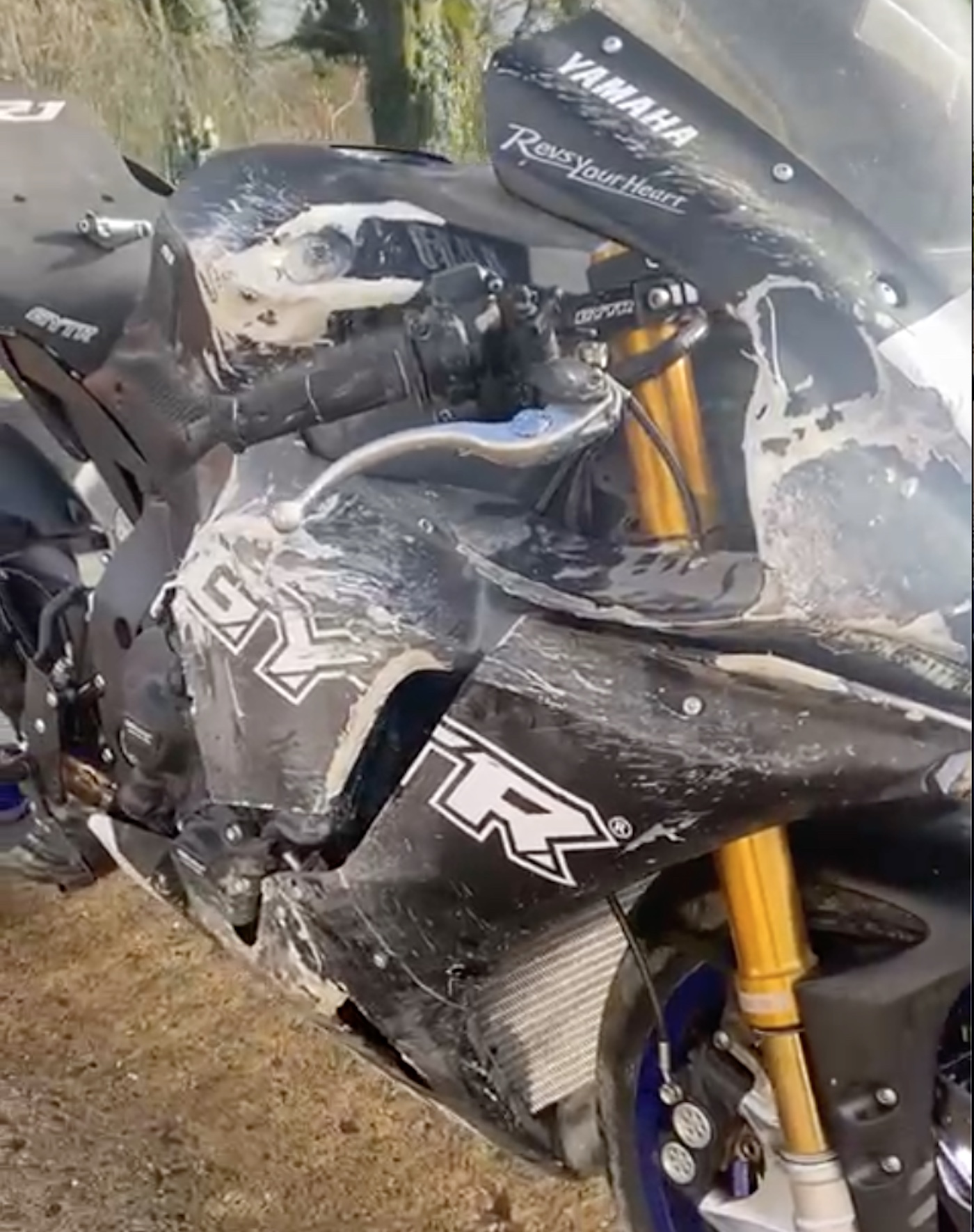 Yamaha Race R1 Crashed